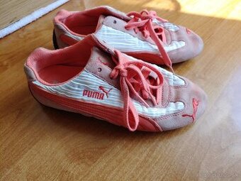 Predám originál zn. botasky Puma č. 38 + druhé botas č. 36