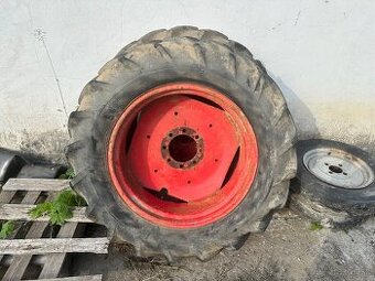 Zadné kolesá zetor 3011