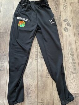 Nike teplaky