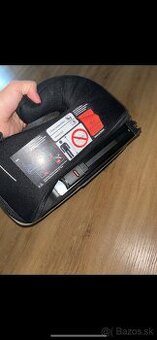 podsedak s isofixom
