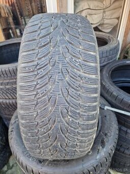 Predám zimné pneu Nokian 225/45r17