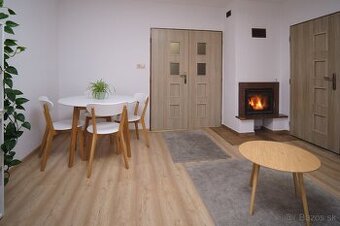 3-izbový byt s krbom + garáž + záhradka v centre Námestova