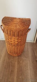 Predám prútený kôš na prádlo, hračky