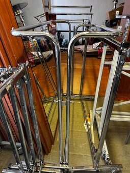 Dvojramenný pevný štender