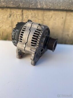 Alternátor