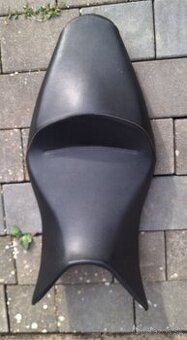 Sedadlo Aprilia Shiver