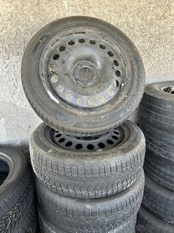 VW zimna sada 215/55r18