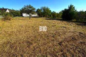 Rovinatý Pozemok určený k výstavbe domu - 1