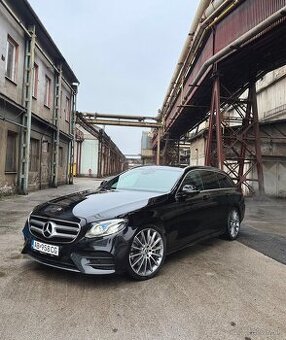 Mercedes-Benz E450 4matic 3.0 270Kw automat