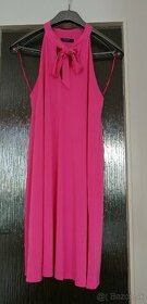 Letné ružové krátke šaty, veľkosť L, reserved