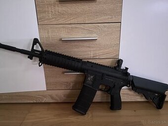 Delta Armory airsoft zbraň M4 AR15 RIS Charlie Čierna