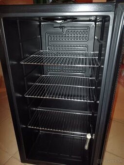Minichladnička/minibar GPC 1088