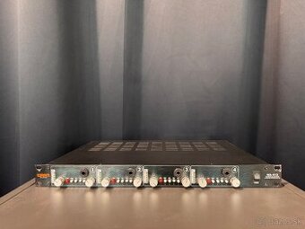 Warm Audio WA-412 Mikrofónový predzosilňovač