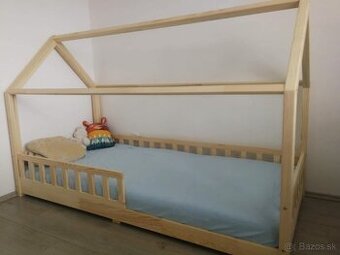Detská posteľ domček 90cm x 200cm