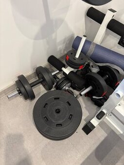 2x jednorucky + 4x 2.5kg + 1x 1.25kg zavazie