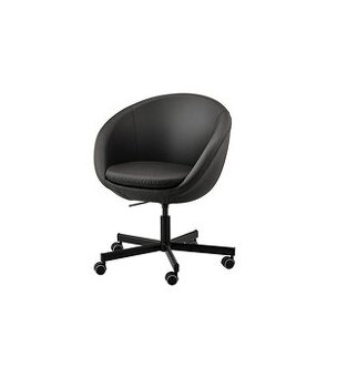 Predam otočnú stoličku IKEA SKRUVSTA ČIERNU