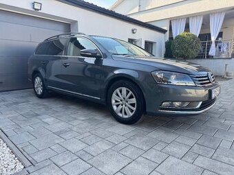 VOLKSWAGEN PASSAT COMBI B7 2.0 TDI 103 KW 6ST