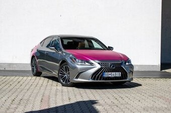 Lexus ES300h
