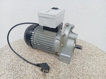 Elektromotor s prevodovkou 60 otáča