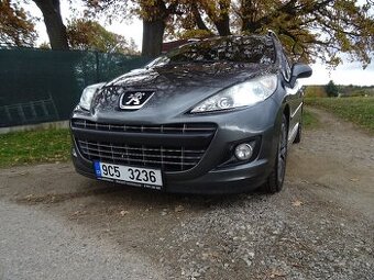 Peugeot 207 SW 1,6i 88kW Automat, Rezervováno - 1