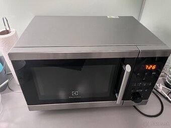 Elektrolux mikrovlnka