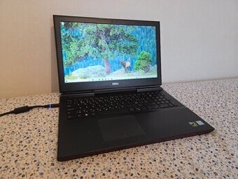 Predám Dell 7567 – i7 7700HQ / 16GB RAM / 1050Ti + Office