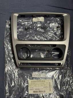 PREDAM RAMCEK AUTORADIA SKODA OCTAVIA II. - 1