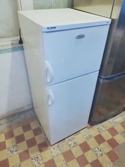 Predám chladničku Whirlpool 123cm
