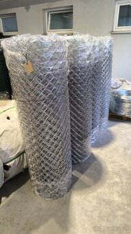 Predám pozinkované pletivo z 2,5mm drôtu