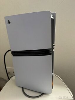 PS5 PRO - 2TB + BT Slúchadla + herný ovládaš