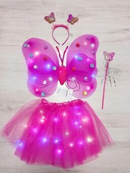 Nový krásny ružový kostým svietiaci motýľ na 3 - 6 rokov