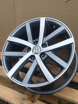 Hliníkové disky R17 5x112 Vw Passat golf tiguan SKODA OCTAVI