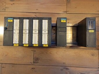 Siemens SIMATIC S7-300 - PLC zostava
