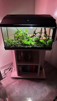 Akvárium 56l + externy filter + stojan na mieru