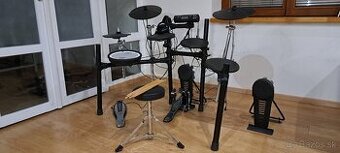 Predám Elektronicke bicie Roland TD-4