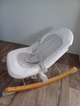 Detské hojdacie lehátko