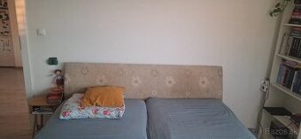 Darujem manželskú posteľ