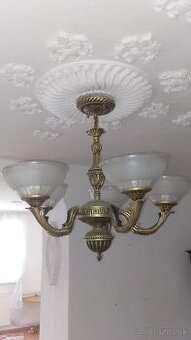 Mosadzný luster