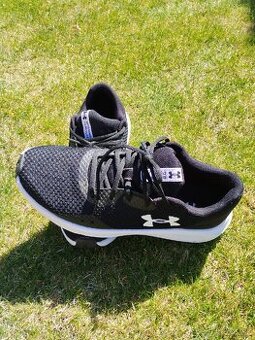Športové tenisky Under Armour