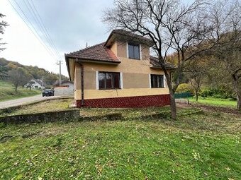 Rodinný dom v Drietome Brúsnom
