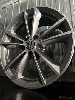 #13 Elektróny originál VW r17