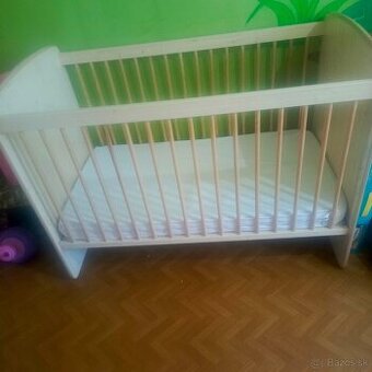 Postieľka s madracou