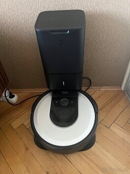 Roboticky vysavac iRobit Roomba i7