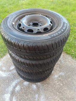 LETNÉ PNEUMATIKY 185/70 R14 NA DISKOCH