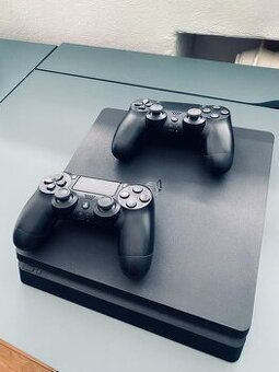 Predám Playstation 4 Slim 500 GB + 2ks Dualshock 4