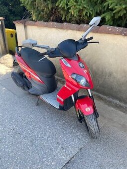Skúter derbi 50cc