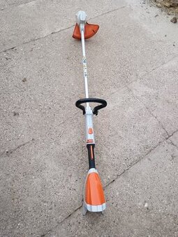 Akumulátorový vyžínač STIHL FSA 57 +2X AKUMULATOR A NABIJAČK