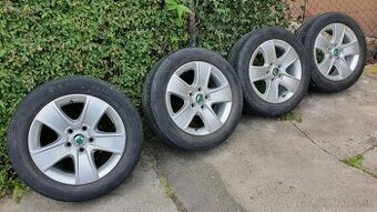 elektrony  octavia 5x112r16 z gumamy Mischelin 205/55/16. - 1