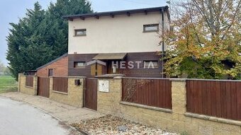 Rodinný dom vhodný na trvalé bývanie alebo chalupu