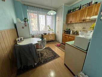 SLOVREAL-PREDAJ 2 IZBOVÝ BYT ZVOLEN CENTRUM